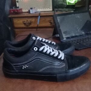 Men's Black Sneakers